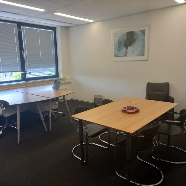 Kantoorruimte ROOOMS Maastricht-Airport