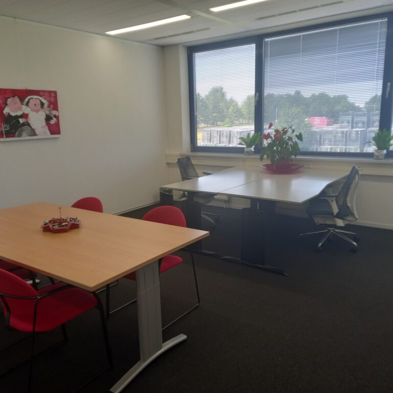 Kantoorruimte ROOOMS Maastricht-Airport