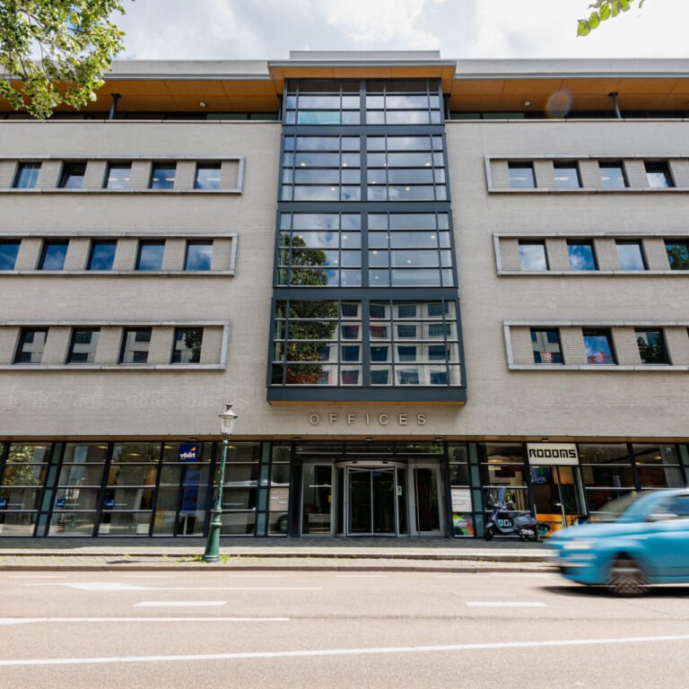 DSC_5918 Kantoorruimte huren bij ROOOMS Maastricht